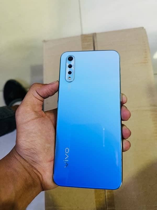 vivo s1 8gb Ram 256 Storage 0