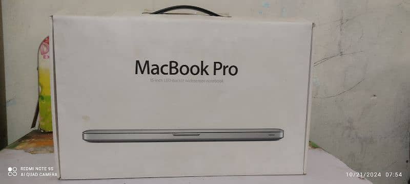 MacBook Pro 15-inch (2011) with Box & Charger Excellent Condition 11