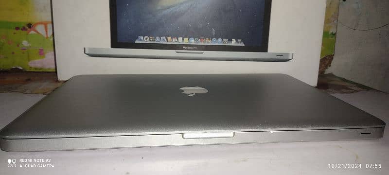 MacBook Pro 15-inch (2011) with Box & Charger Excellent Condition 13