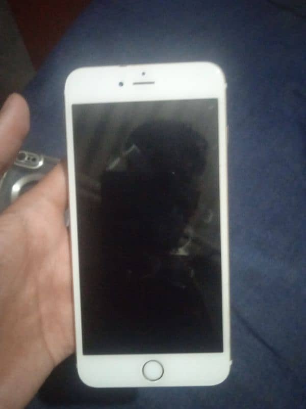 Iphone 6s plus non pta All OK battery percentage 79 10 / 6 condition 5