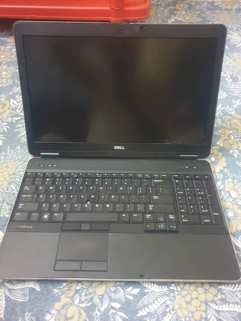 Dell Core i7 4th gen 2gb graphic card 8gb ram 2