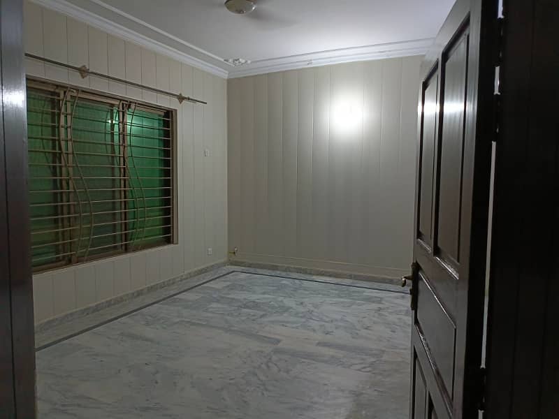 Independent Separate Gate UPPER Portion for Rent, 14 Marla House for Rent in CBR Town Block C Near To Family Park Filter Plant Prime Location This House 2