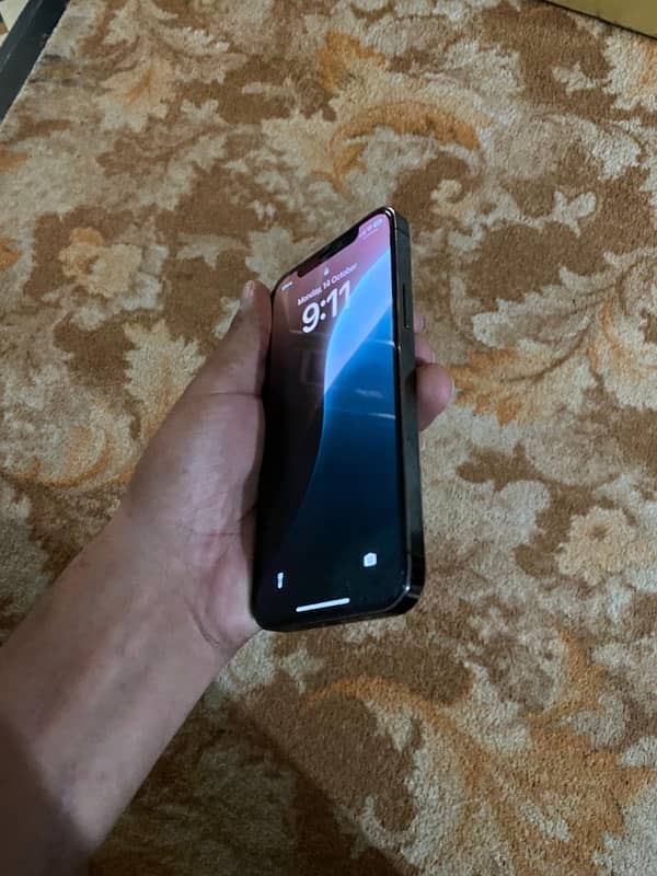 Iphone 12 pro Urgent sale 4