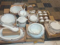 Dinner set 61 Piece (NEW)