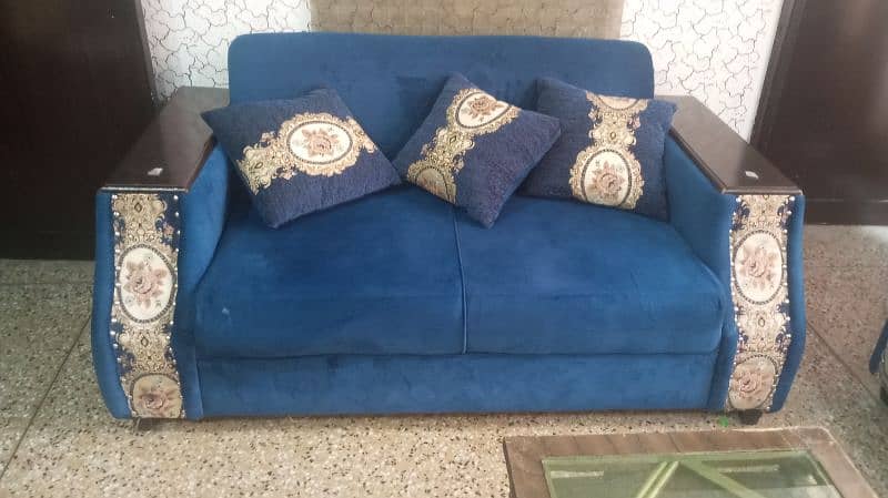 7 Seater sofa 2