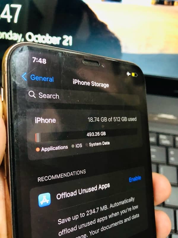 XS max 84% (seal packed & pta approved and 512Gb top of line) 2