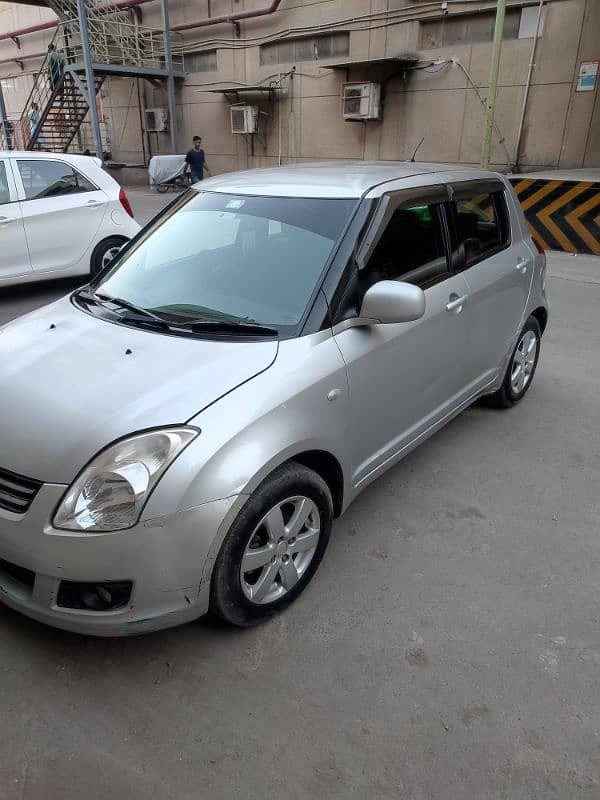 Suzuki Swift 2011 16