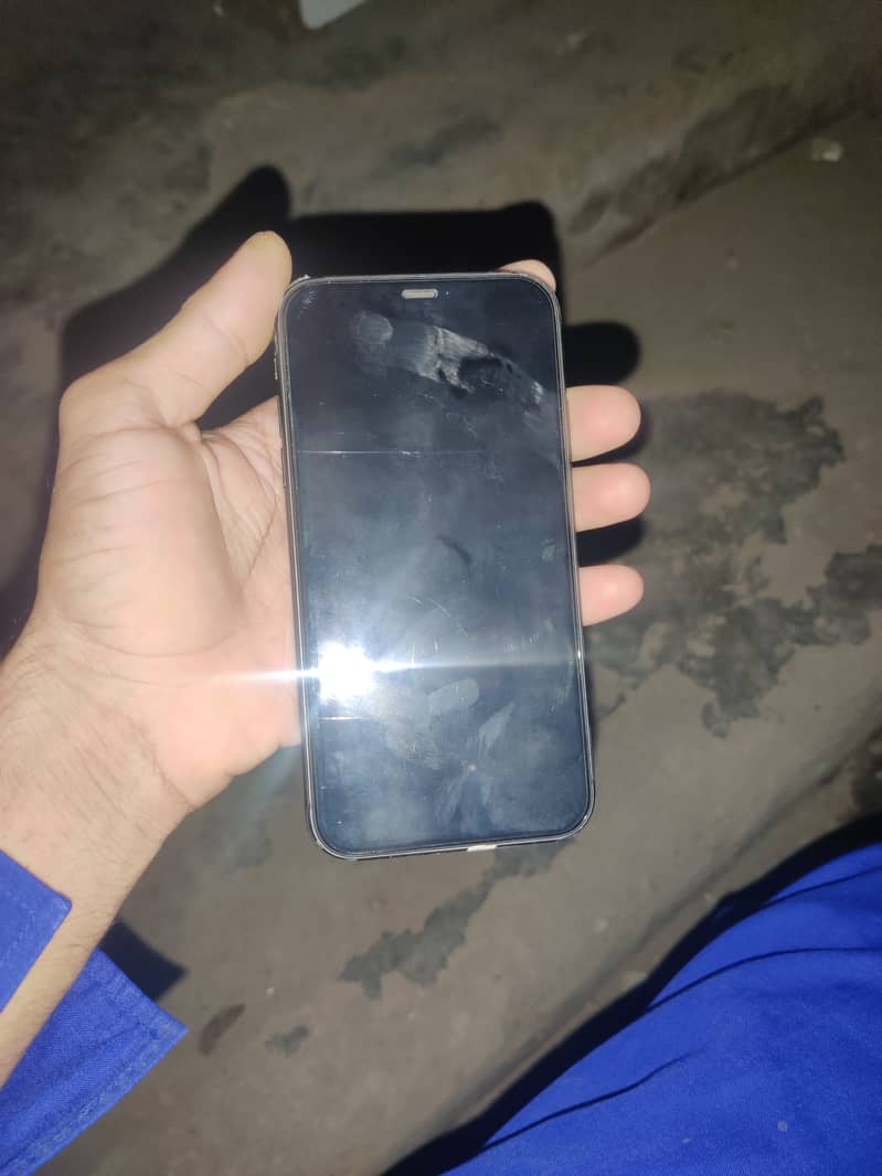 Iphone 11 non pta 4