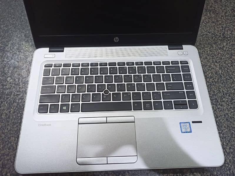 HP EliteBook 840 G3 Core i5 2.50 Ghz in excellent condition 2