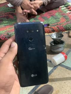 LG 8 thinq  6 gb 128 GB pTA pach ha