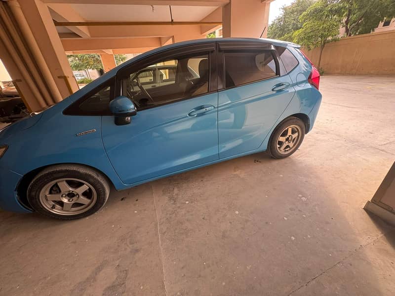 Honda Fit 1.5 Hybrid Smart 2014 4