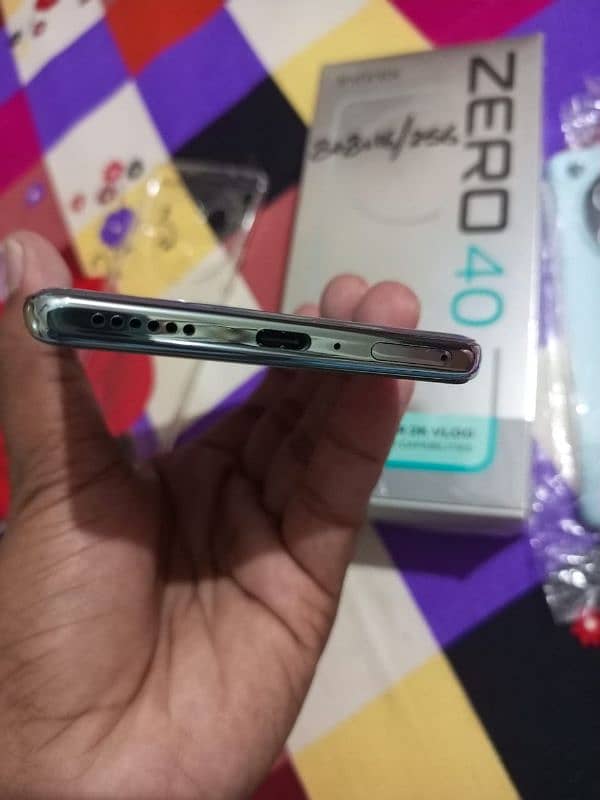 Infinix Zero 40 8Gb/256Gb ( Just 2 week use) 2