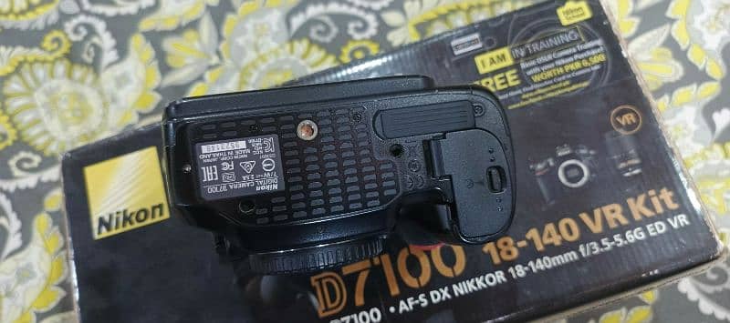 Nikon d7100 Body With complete box 8