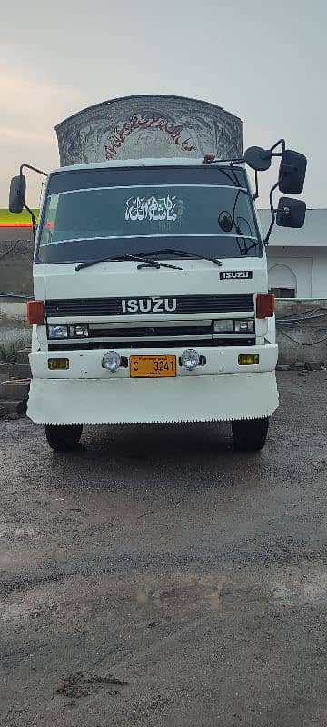 Isuzu ftr 5