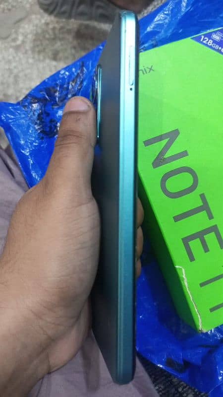 Infinix note 11 complete box 6+5/128 2