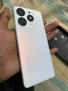 Tecno spark 10 pro 8+8.128 GB