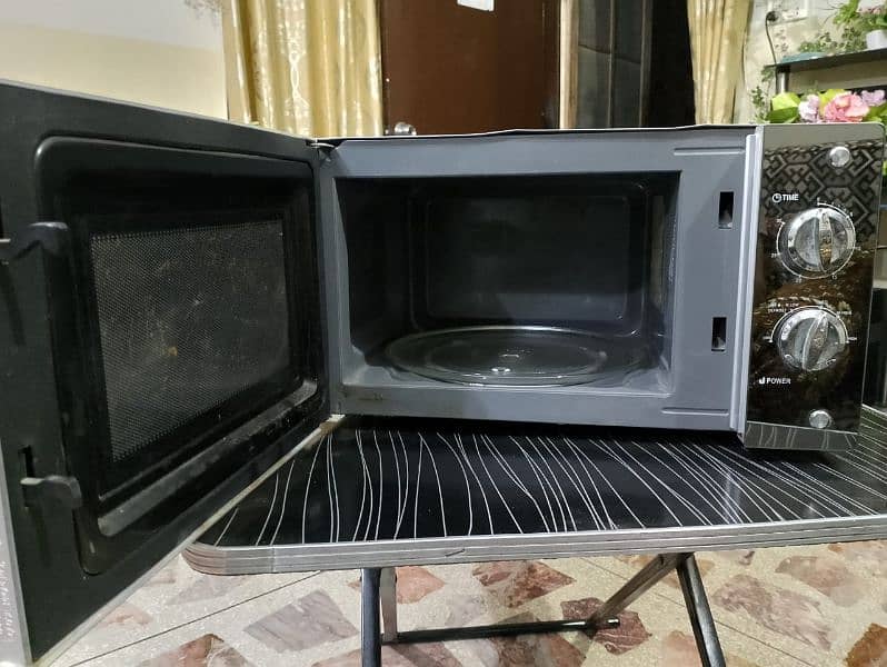 Dawlance Microwave Oven 5