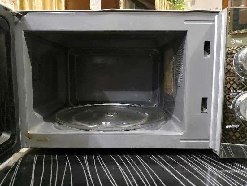 Dawlance Microwave Oven 6