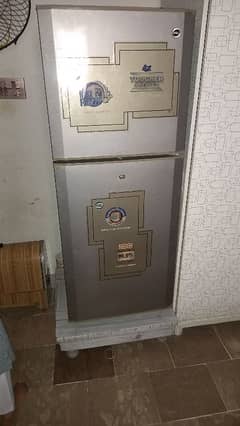 PEL refrigerator medium size