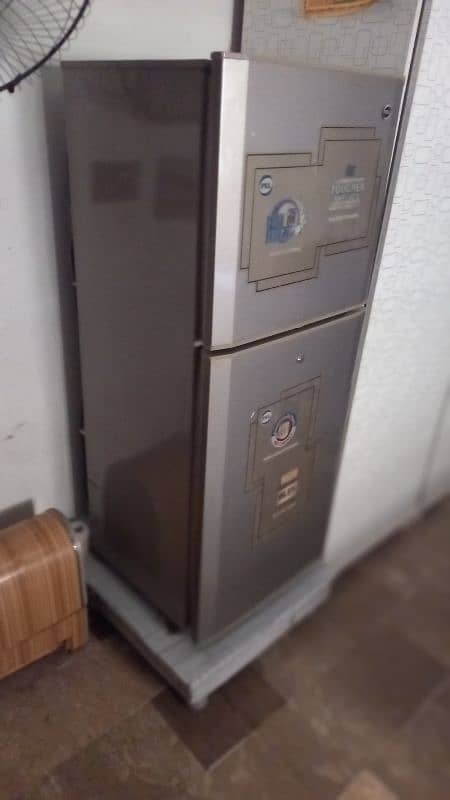 PEL refrigerator medium size 2