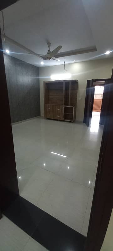 8 Marla Ground portion available for rent 0