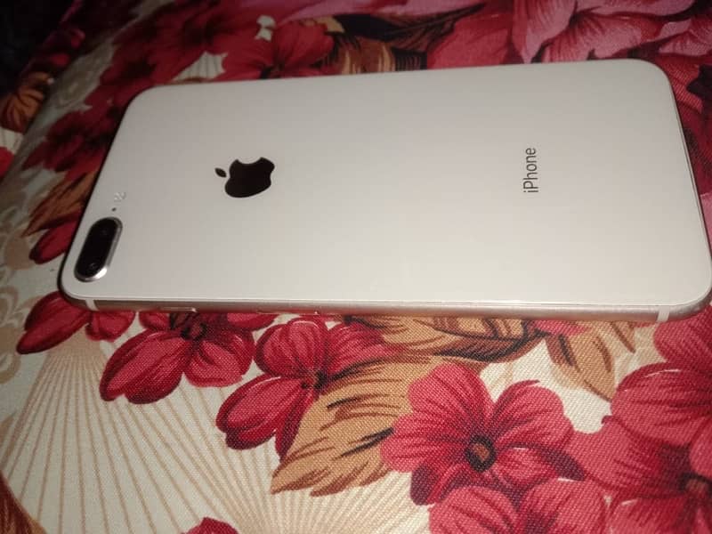 i phone 8 plus 64 gb all original touch tot ghya thora 12