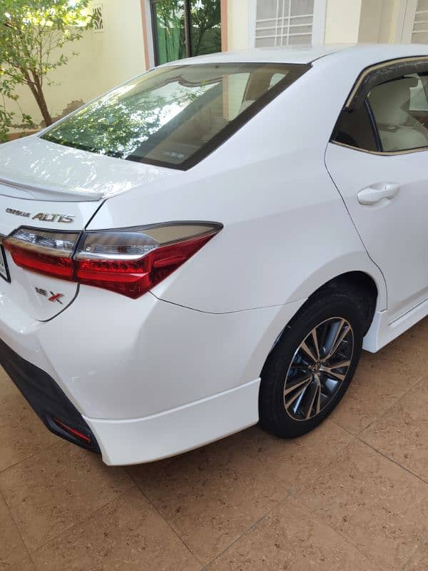 Toyota Corolla Altis X 1.6  2021 4