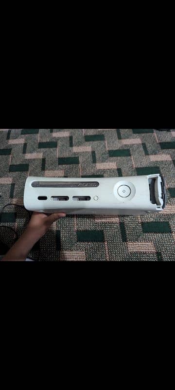 Xbox 360 320GB 5