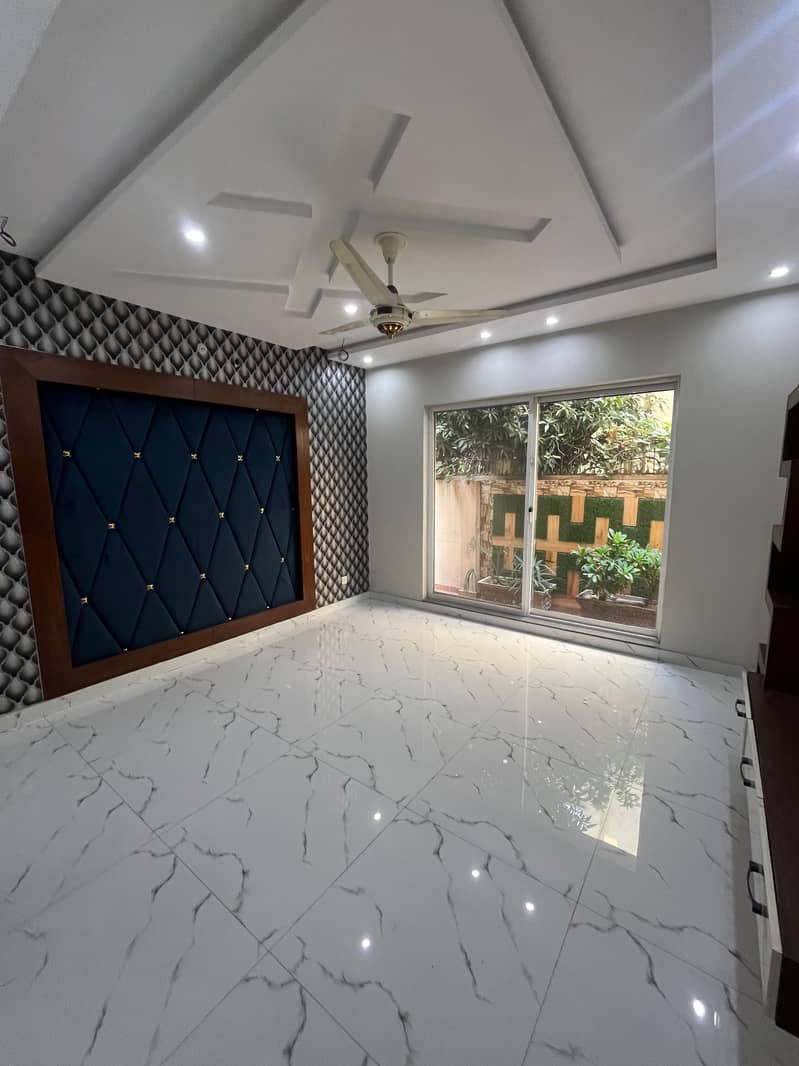 Beautiful Modern House For Sale 5