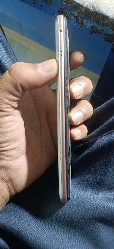 vivo y51  panel damage mobile ok on hai 4 128 2