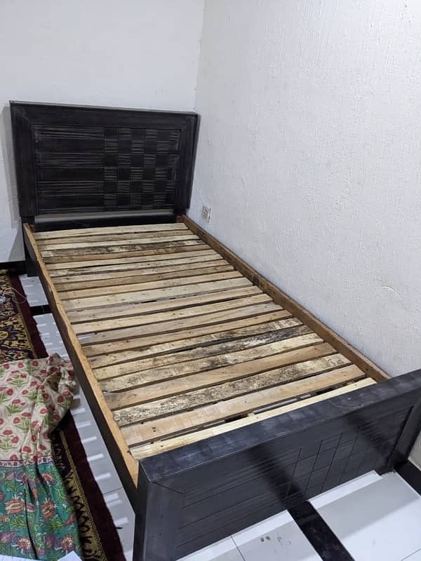 Single Bed 0