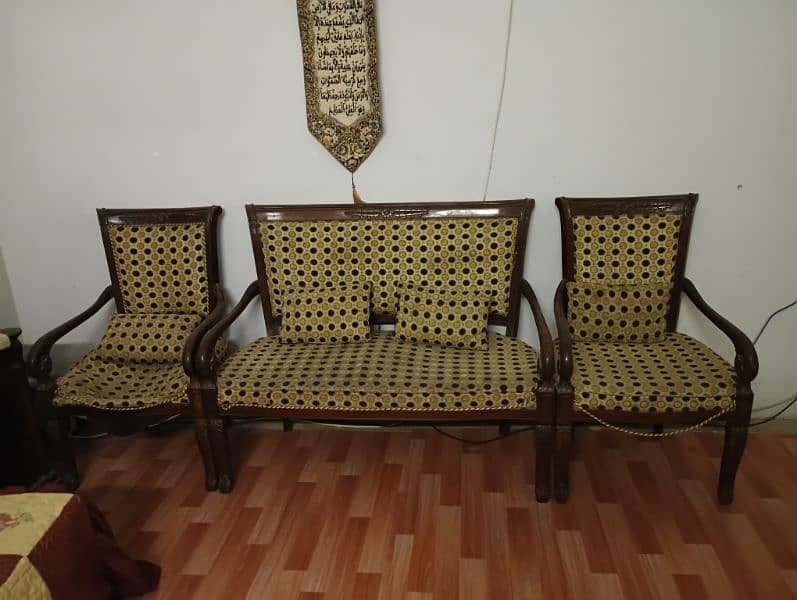 Seater Sofa Set 28,000 0