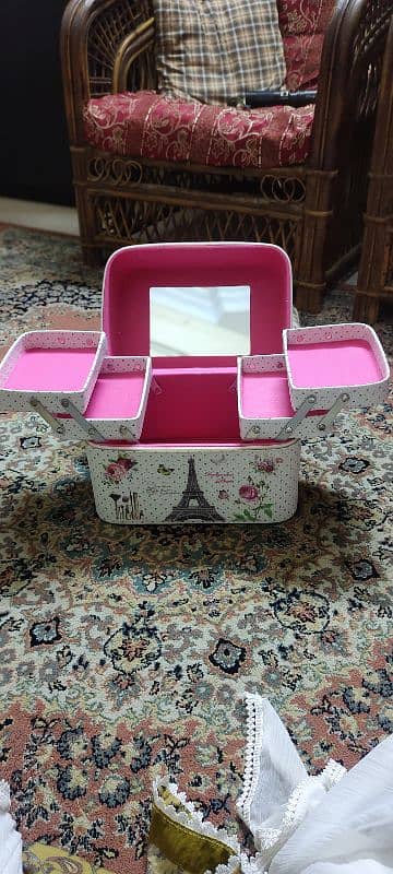 makeup organizer 0