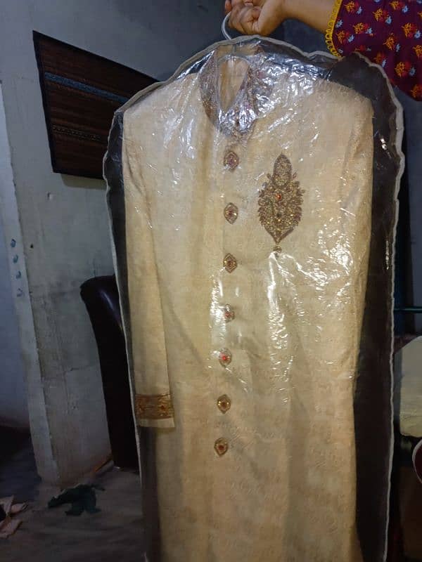 sherwani new jesi 1 time use 5