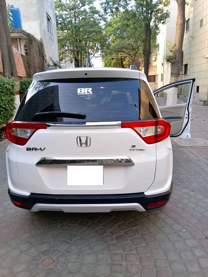 Honda BR-V 2019 Car on installment from Bank in lahore 2