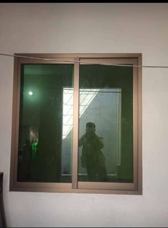 almunium window and railing glass lagwana Ka liye contact karain 3