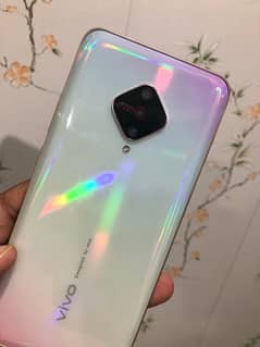 VIVO S1 PRO RAM 08GB. MEMORY 128GB.