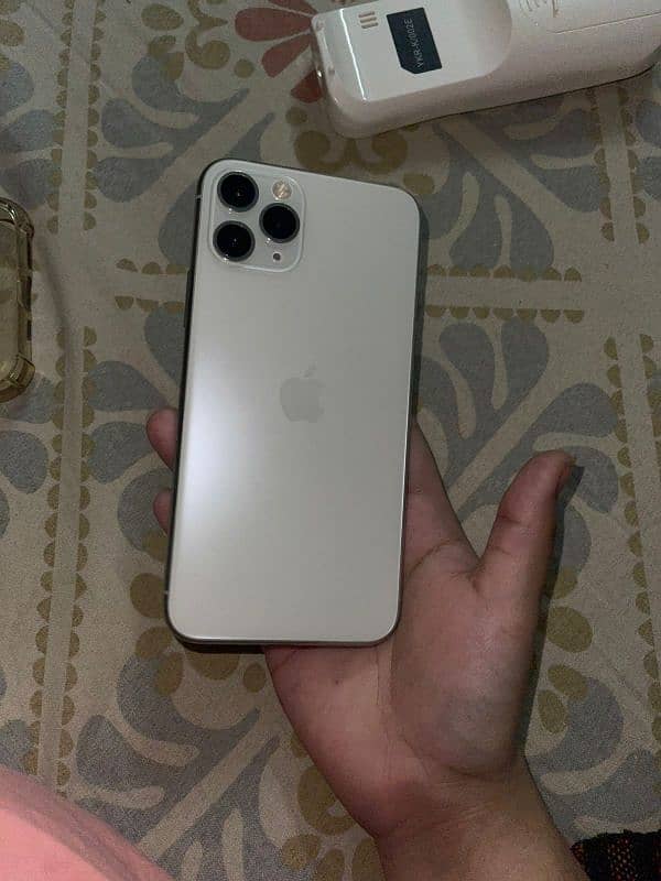 iPhone 11 pro 64gb non pta 8