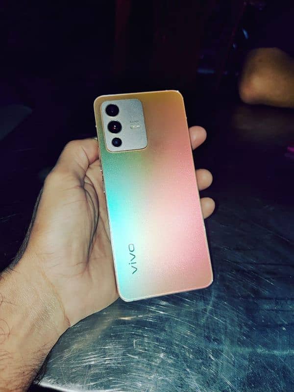 Vivo V23 5G 6