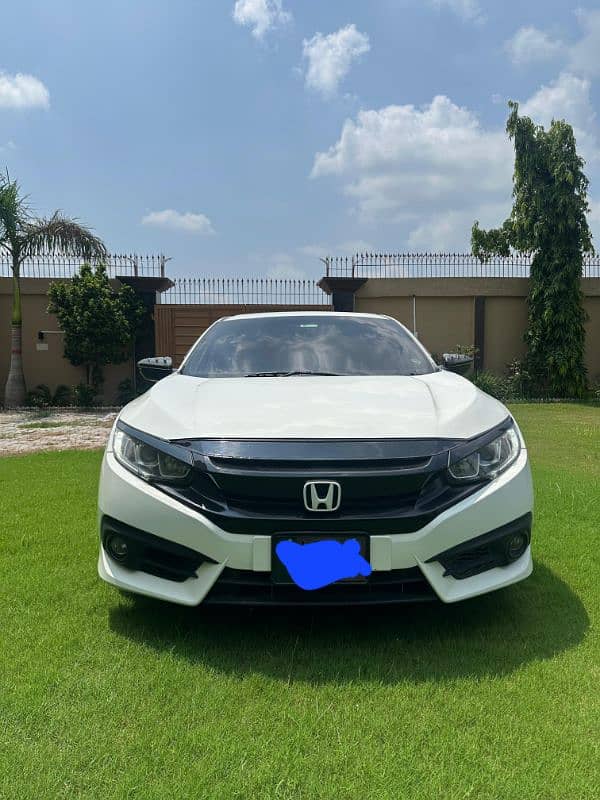 Honda Civic Oriel 2018 4