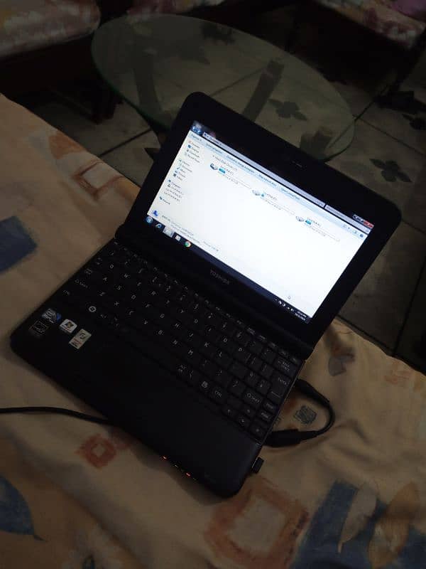 Toshiba Nb 250 6