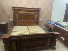 Complete Bed set (Chinoti)