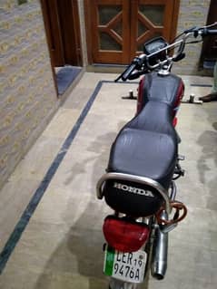 Honda 70 bike for sale good condition engine never open or repair