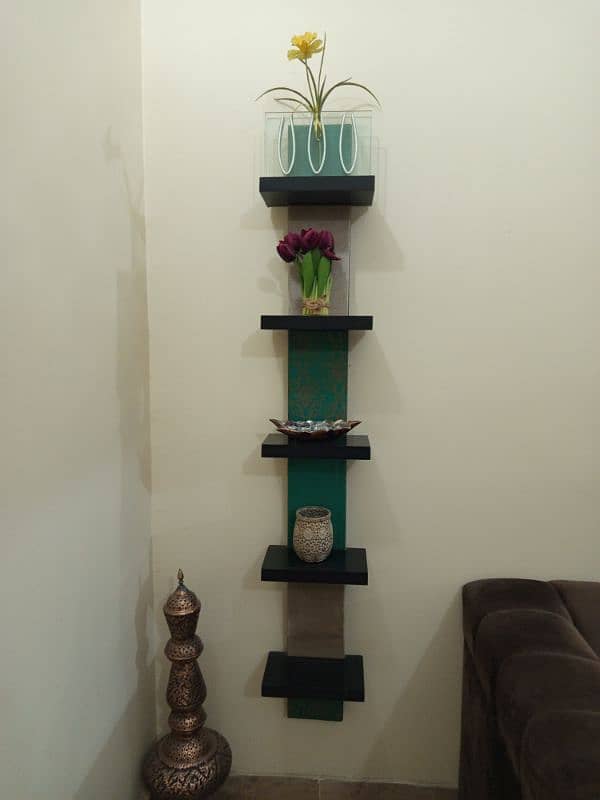 SHOWPIECE RACK HABITT 0