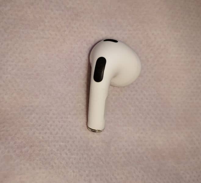 Airpods Gen 3 Only Right Side Airpods Available 100% Original Hai 1