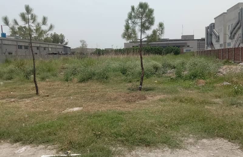 4 kanal Industrial Plot available for sale on Multan road Lahore 1