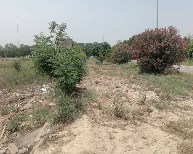 4 kanal Industrial Plot available for sale on Multan road Lahore 3