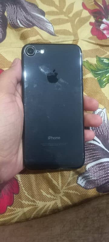 iphone 7 128 gb 10 by 10 full water pack price 20k urgent sale 0