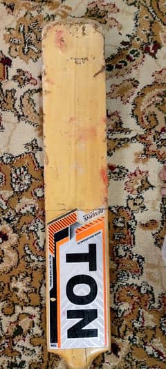 Semi sued premium English willow bat