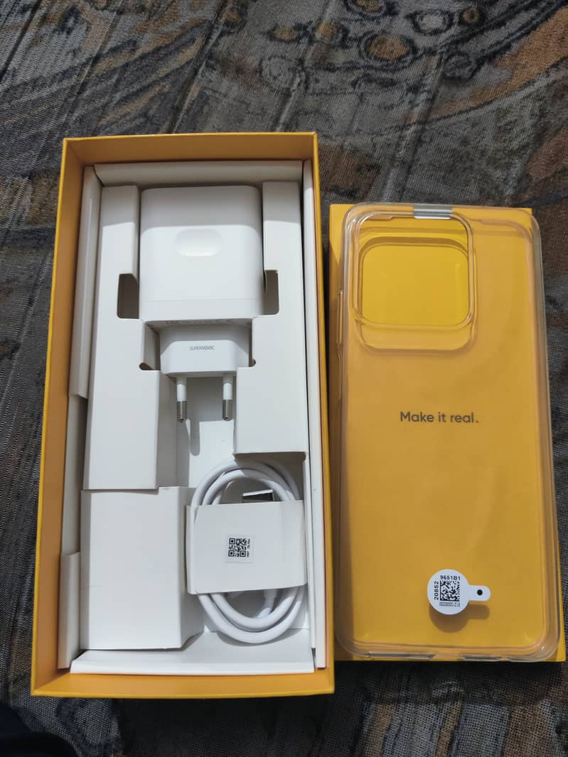 Realme C63 6/128 Brand new used just 3 days 3